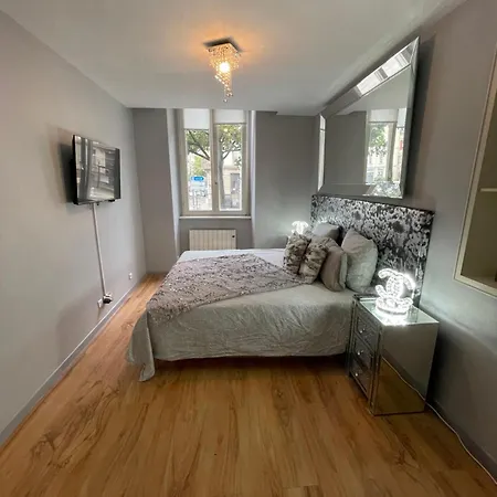 Petit Cocon Emplacement Ideal Centre Ville, Place De Pierre Rdc 25m2 Straatsburg